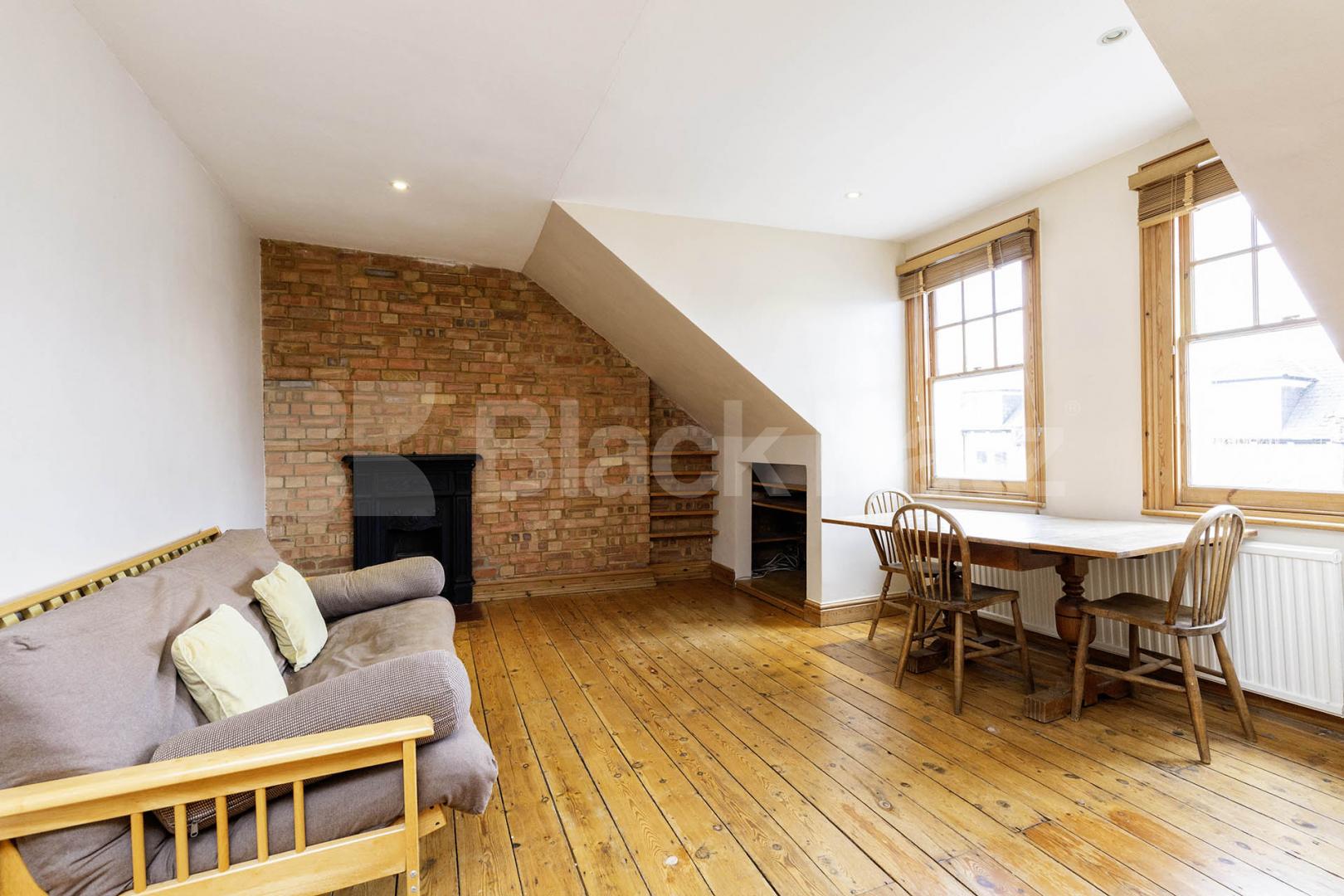 Top floor 1 bedroom with exposed brick and private roof terrace Hillfield Avenue, Crouch End / Hornsey